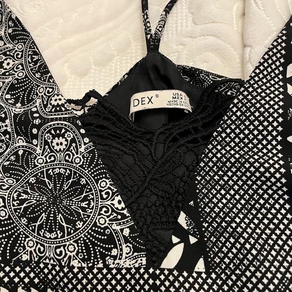 Black and white dress by Dex - Picture 2 of 3